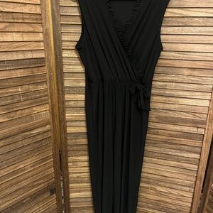 Elegant Black Sleeveless Romper
